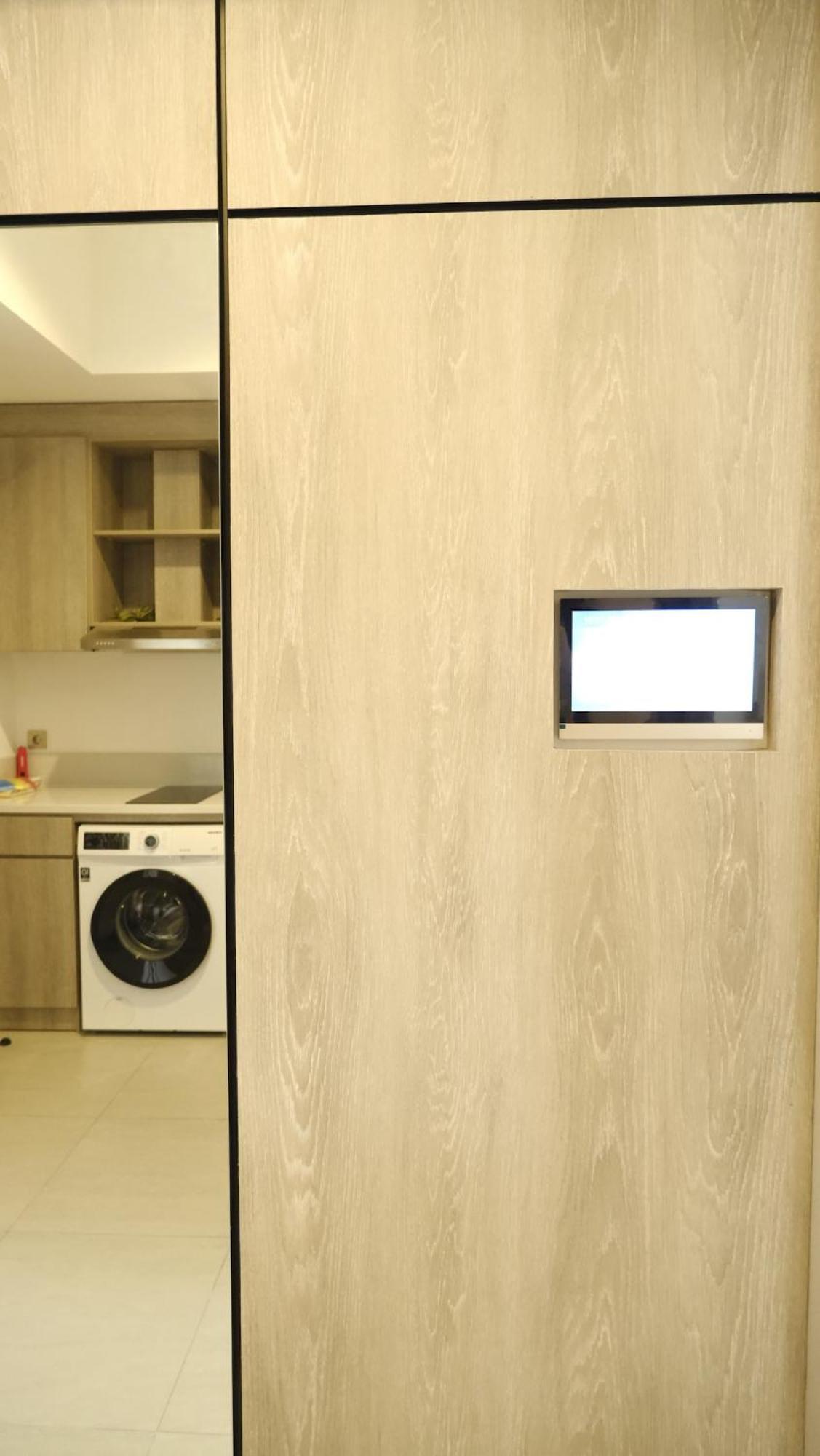 1br Near Mrt Station Jakarta